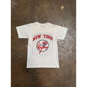 Vintage New York Yankees T-Shirt‎ 80s MLB Pinstripe Logo Tee Mens Single Stitch